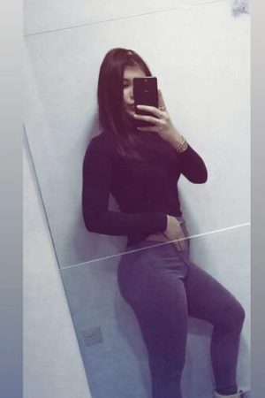 Hot iolanda